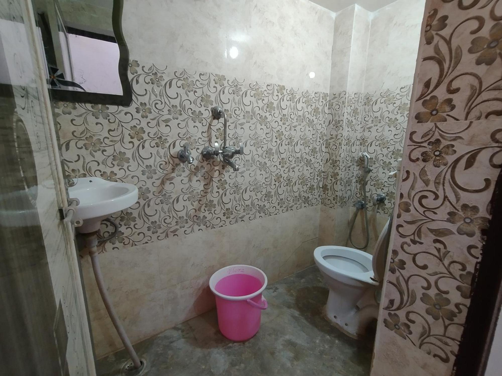 Maa Mukteshwari Homestay *